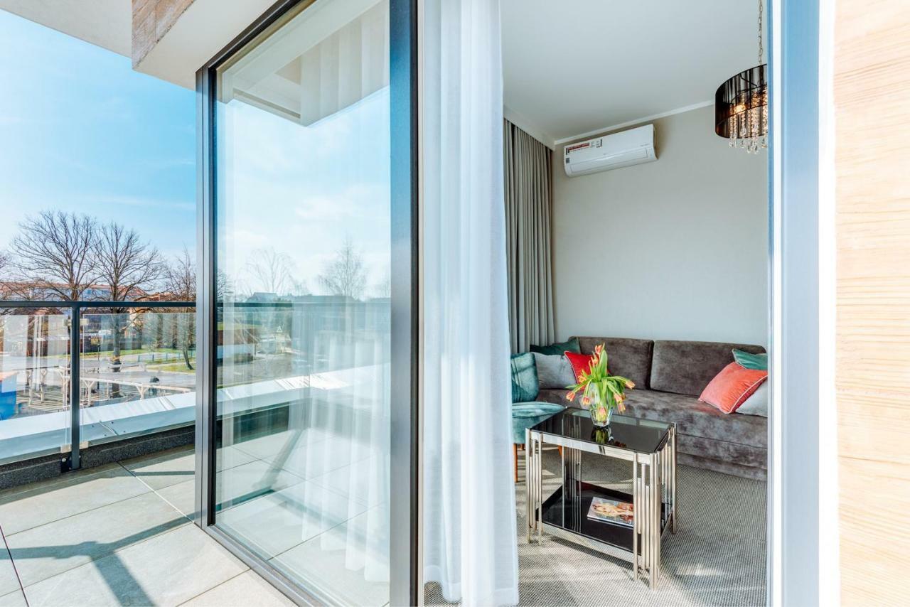 White Marina Apartamenty Ustronie Morskie Esterno foto